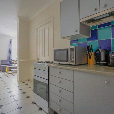 Affordable 3 Bedroom House Darlinghurst With 2 E-Bikes Included Sydney Bagian luar foto