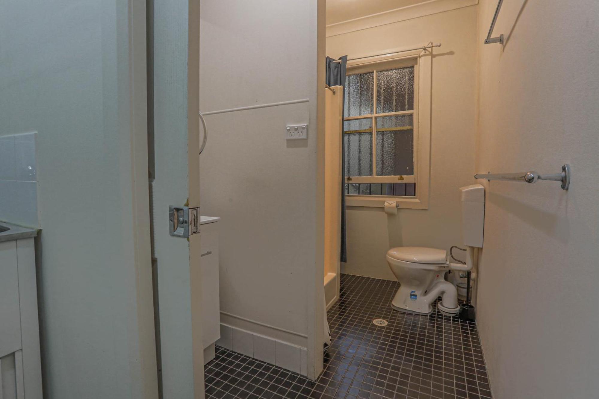 Affordable 3 Bedroom House Darlinghurst With 2 E-Bikes Included Sydney Bagian luar foto